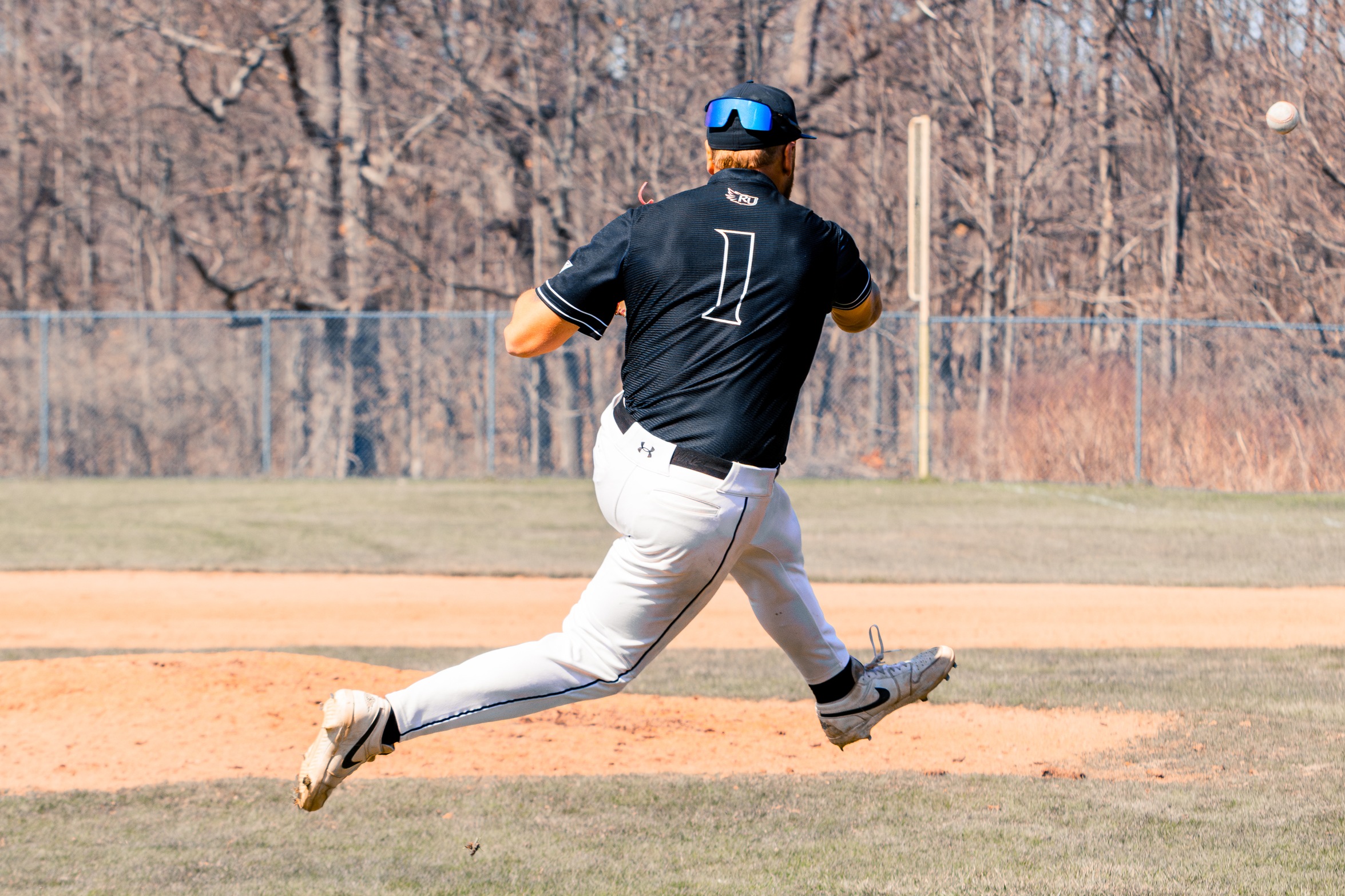 Baseball splits WHAC opener with Lourdes on Saturday