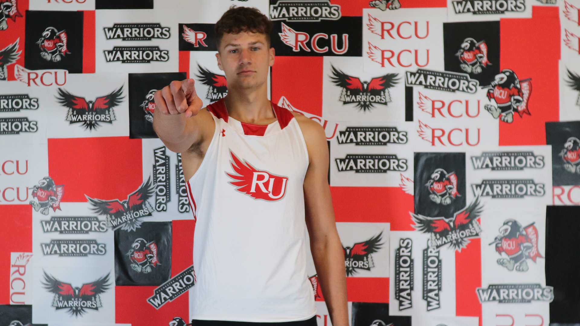 Men's Track & Field begins Indoor Season at SVSU Holiday Open