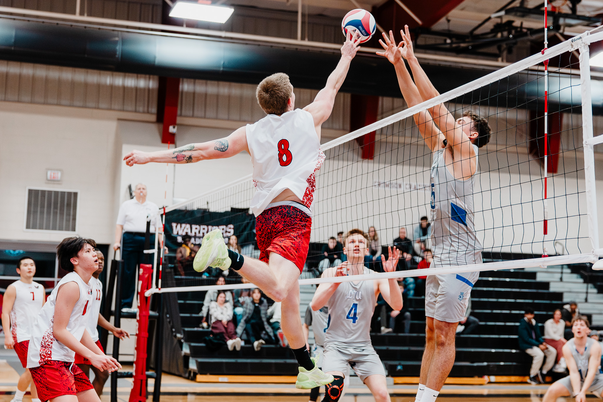 Men's Volleyball falls to Indiana Tech