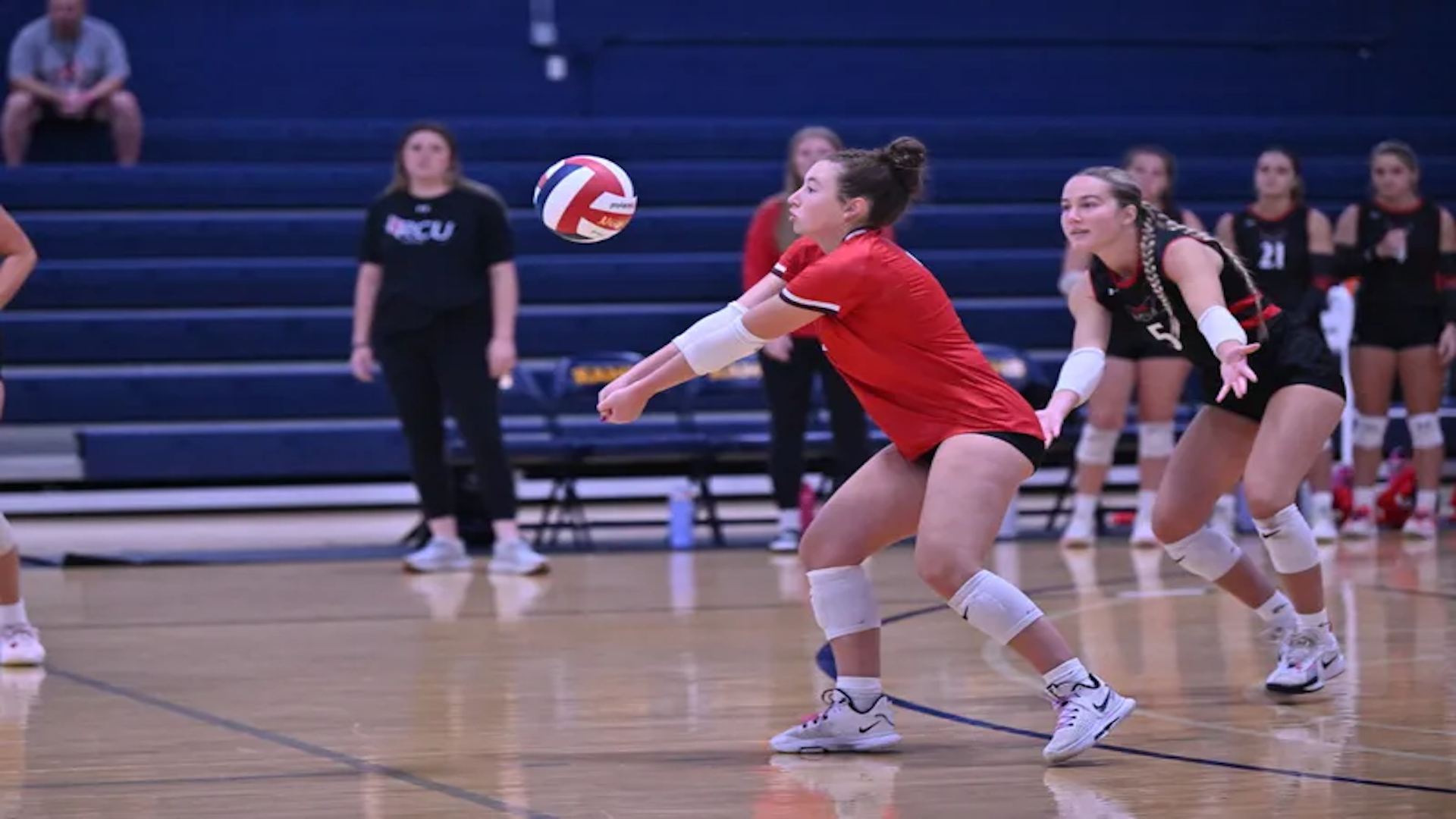 Volleyball takes down Huston-Tillotson in final match at Texas Two-Step Tournament